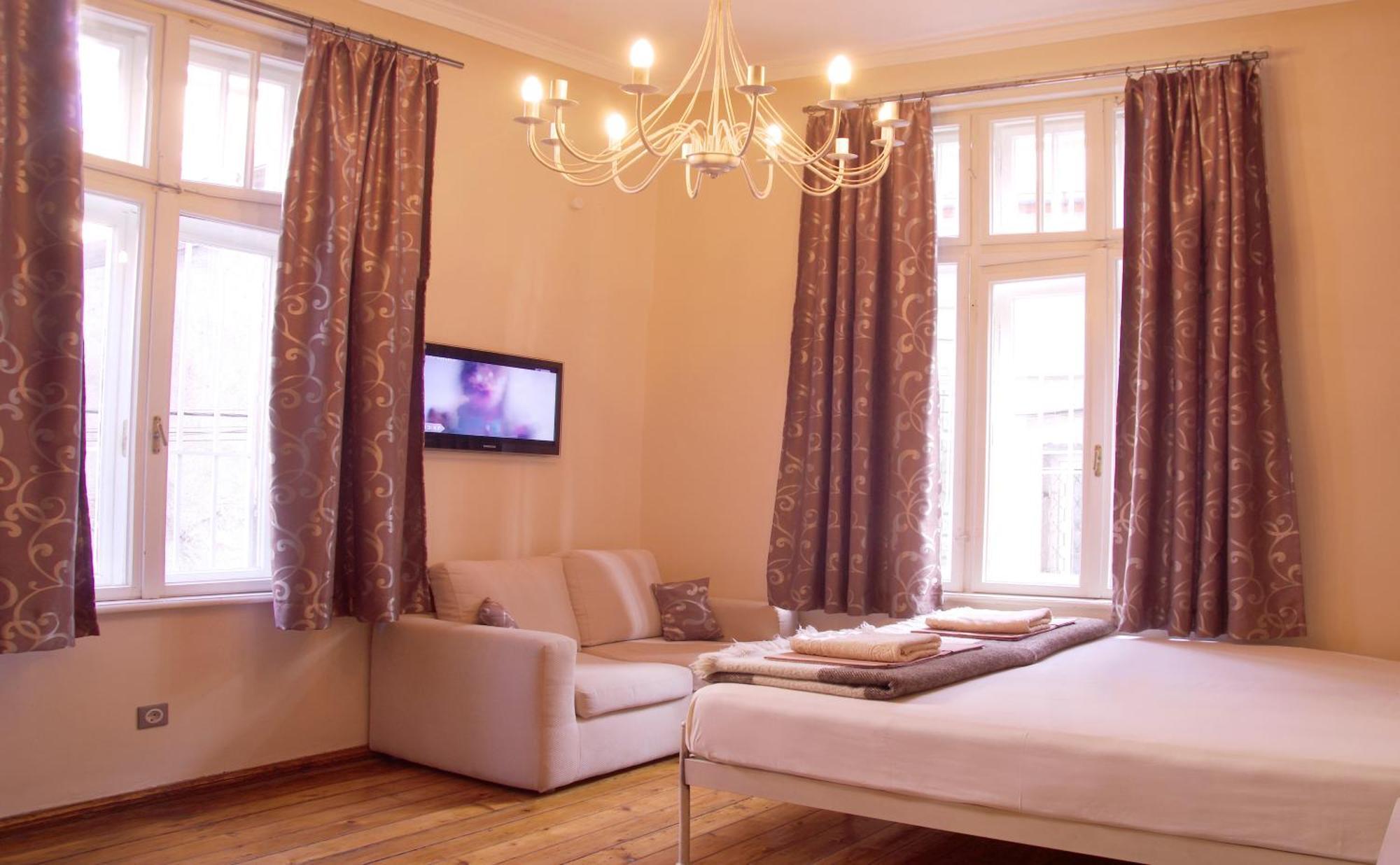 Balkan Rooms & Studios In Downtown Софія Екстер'єр фото