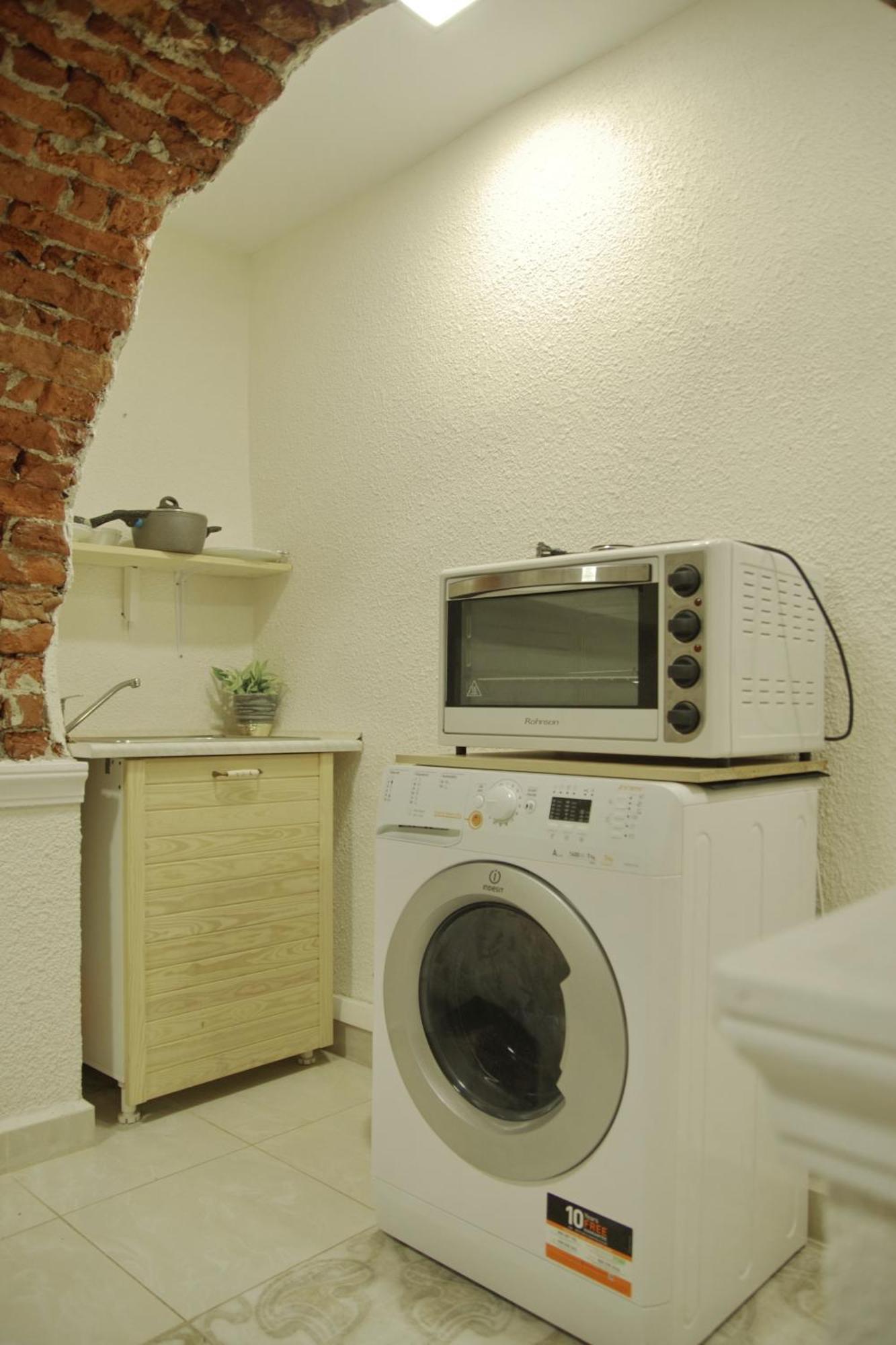 Balkan Rooms & Studios In Downtown Софія Екстер'єр фото