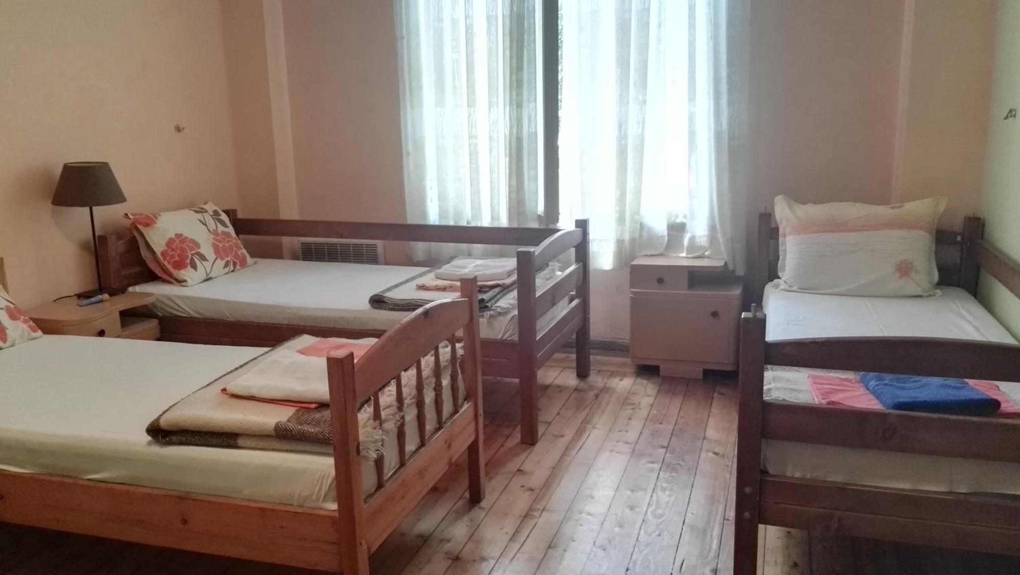 Balkan Rooms & Studios In Downtown Софія Екстер'єр фото